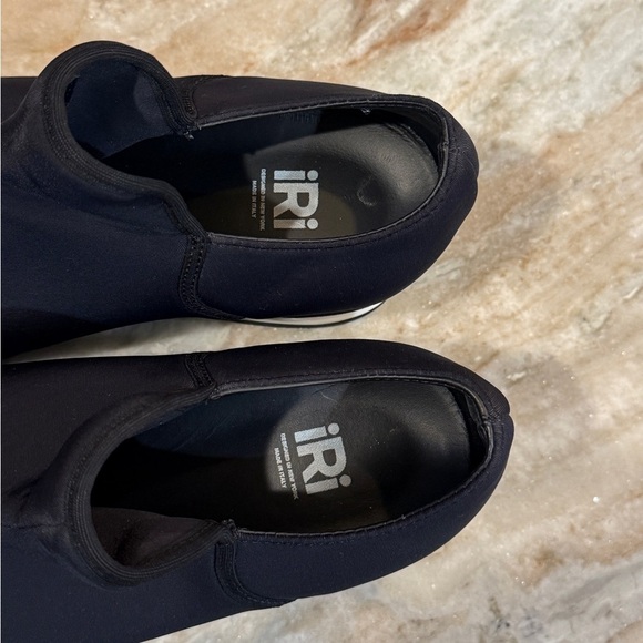 Women’s iRi WES I Black Outline Low Top Sneaker- Size 37.5 - Picture 14 of 14